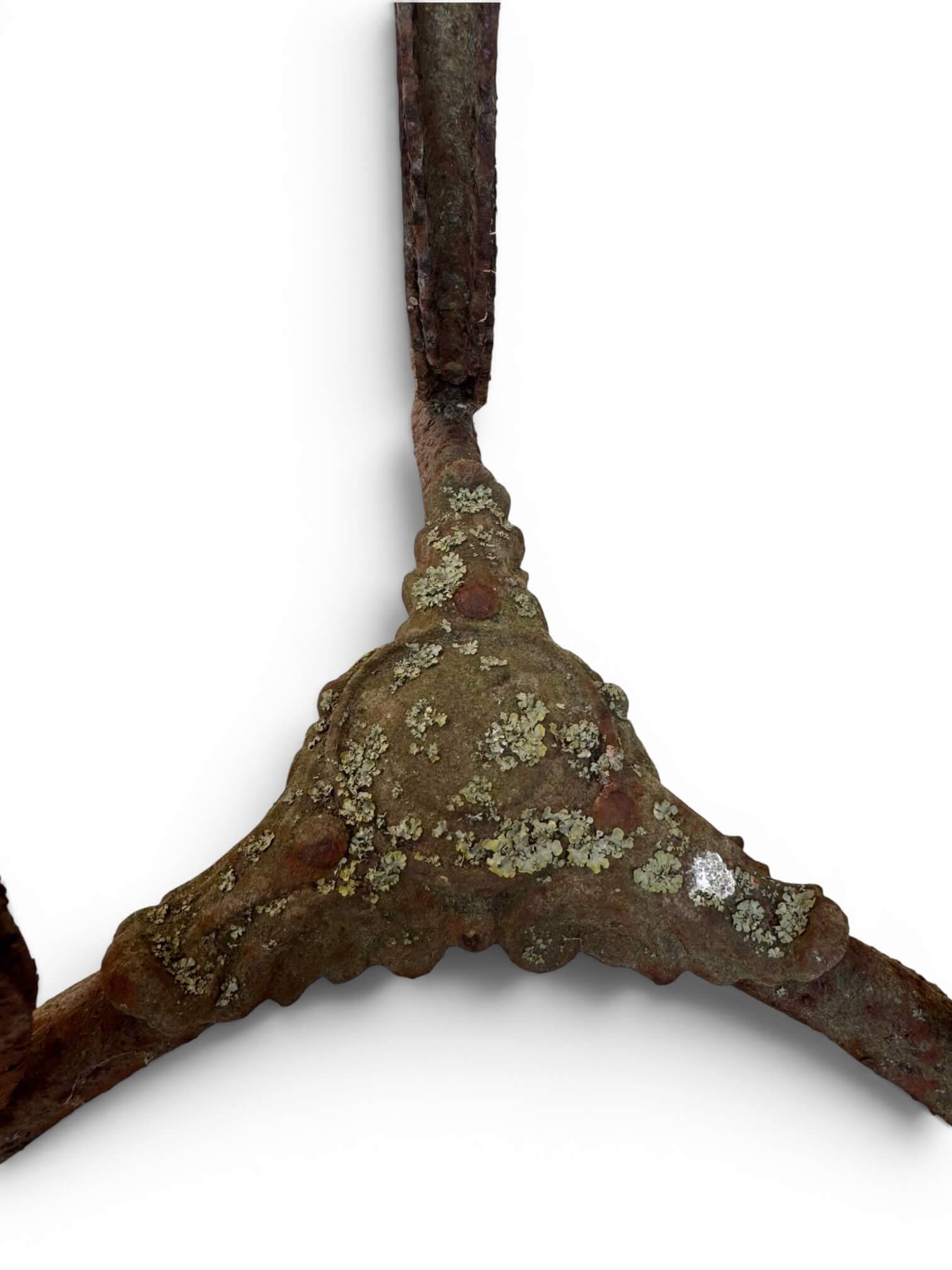 1900 wrought iron guéridon from Arras, St Sauveur