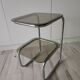 Table d'appoint ou guéridon en chrome et verre