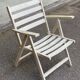 Chaise de jardin pliable blanche en bois massif