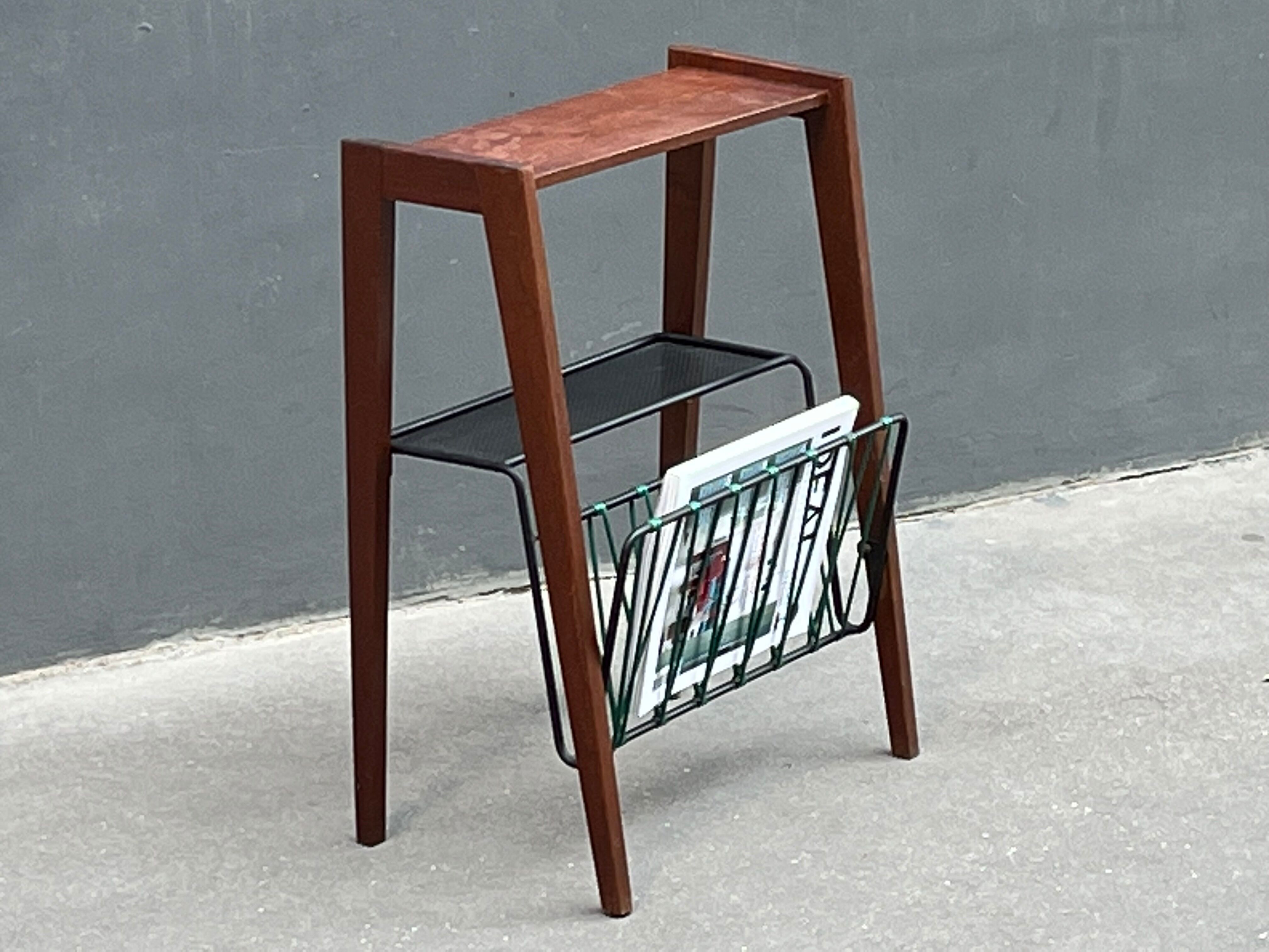 Side table with 50s magazine holder