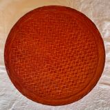 Round Japanese tray in woven and lacquered Rantai Shikki bamboo.