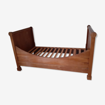 Louis Philippe boat bed in solid walnut cut for slatted box spring 90 x 180
