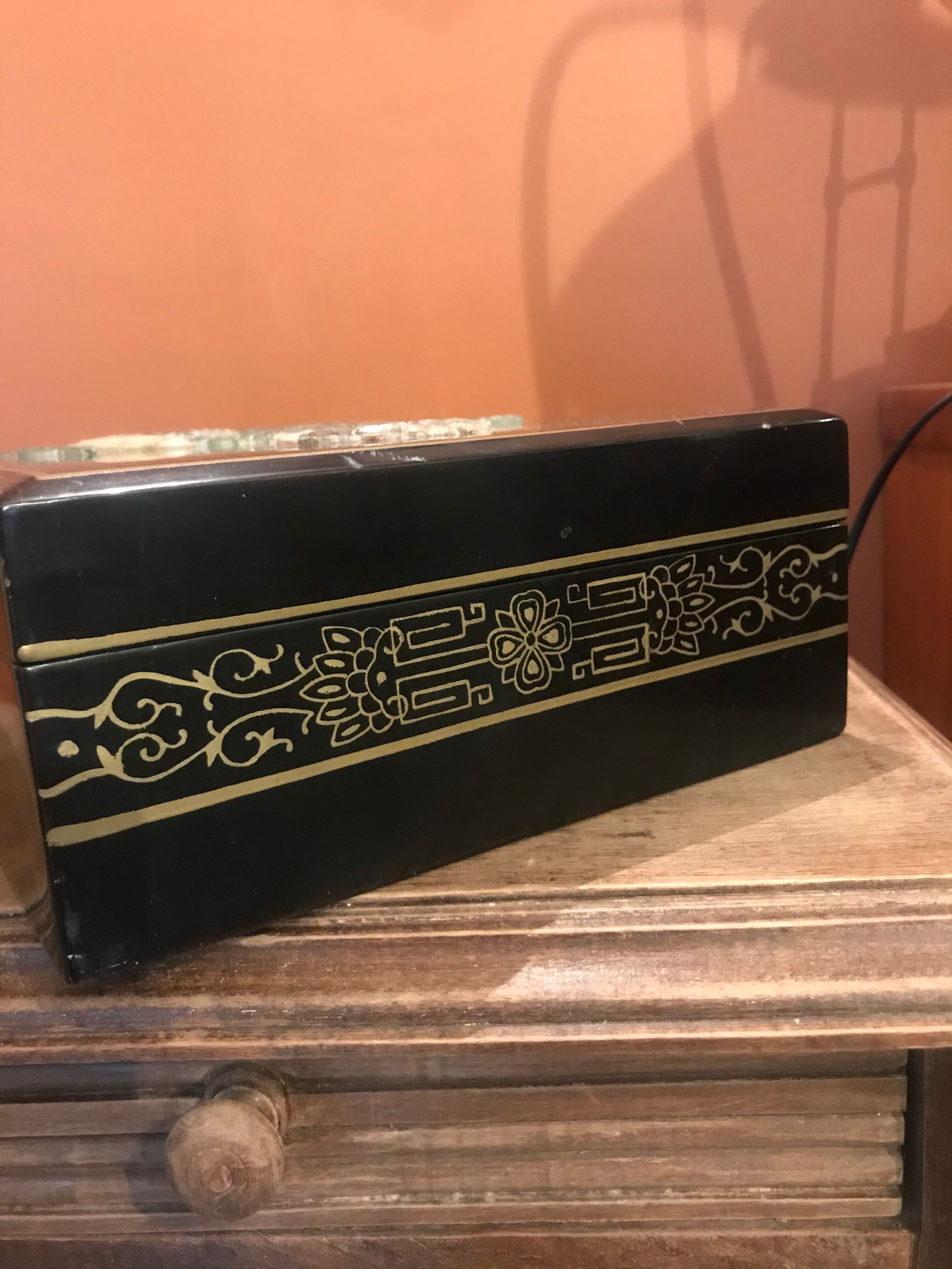 Jewelry box, hairscreas and hard stones