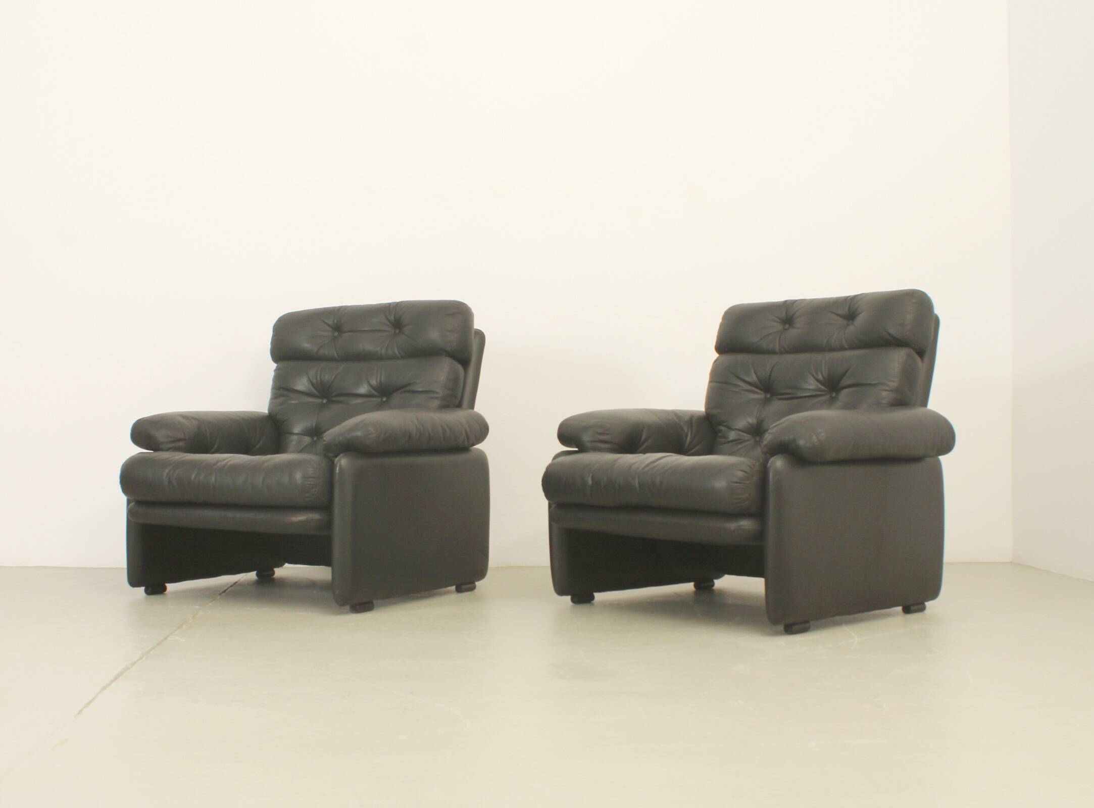 Pair of Coronado armchairs by Tobia Scarpa for B & B, Italy, 1966.