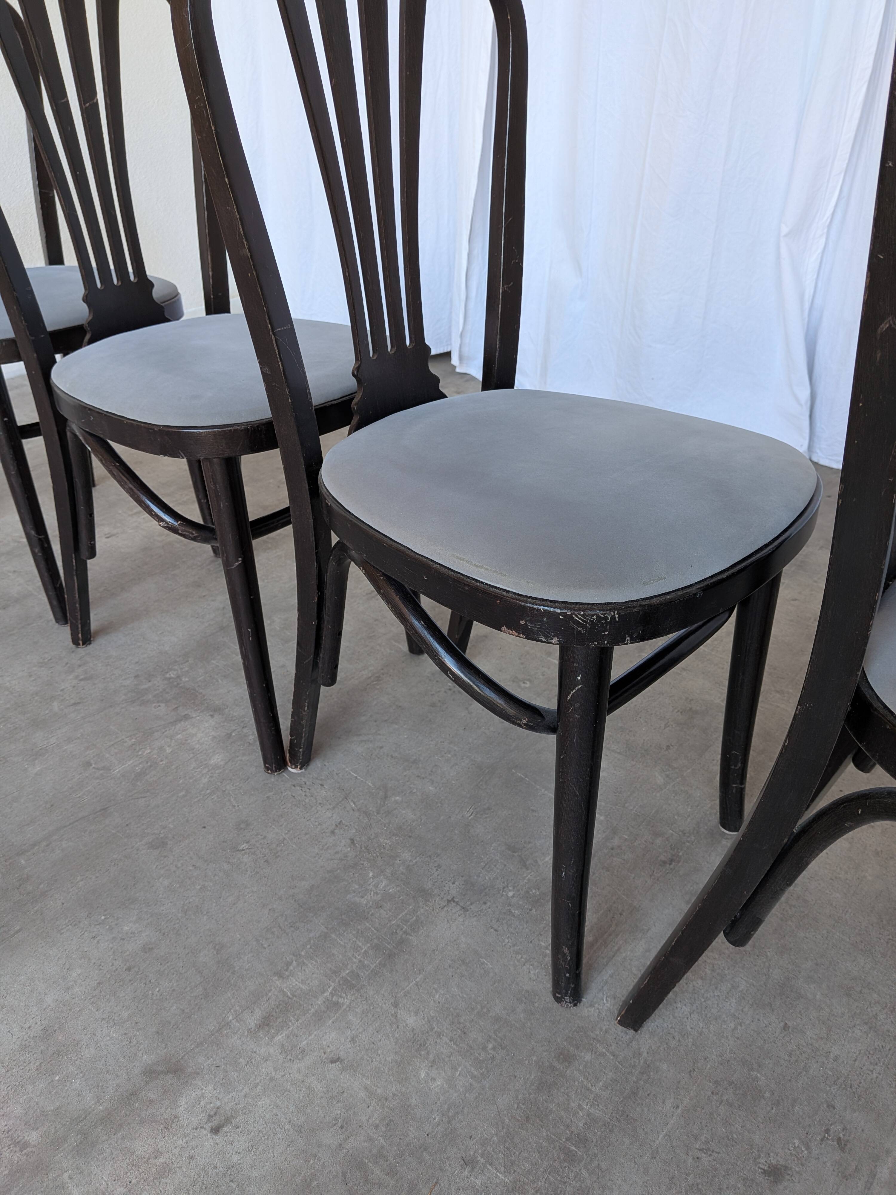 Chaises de salle à manger STOL Kamnik vintage : ensemble de 4 des années 1970, style moderne du milieu du siècle.