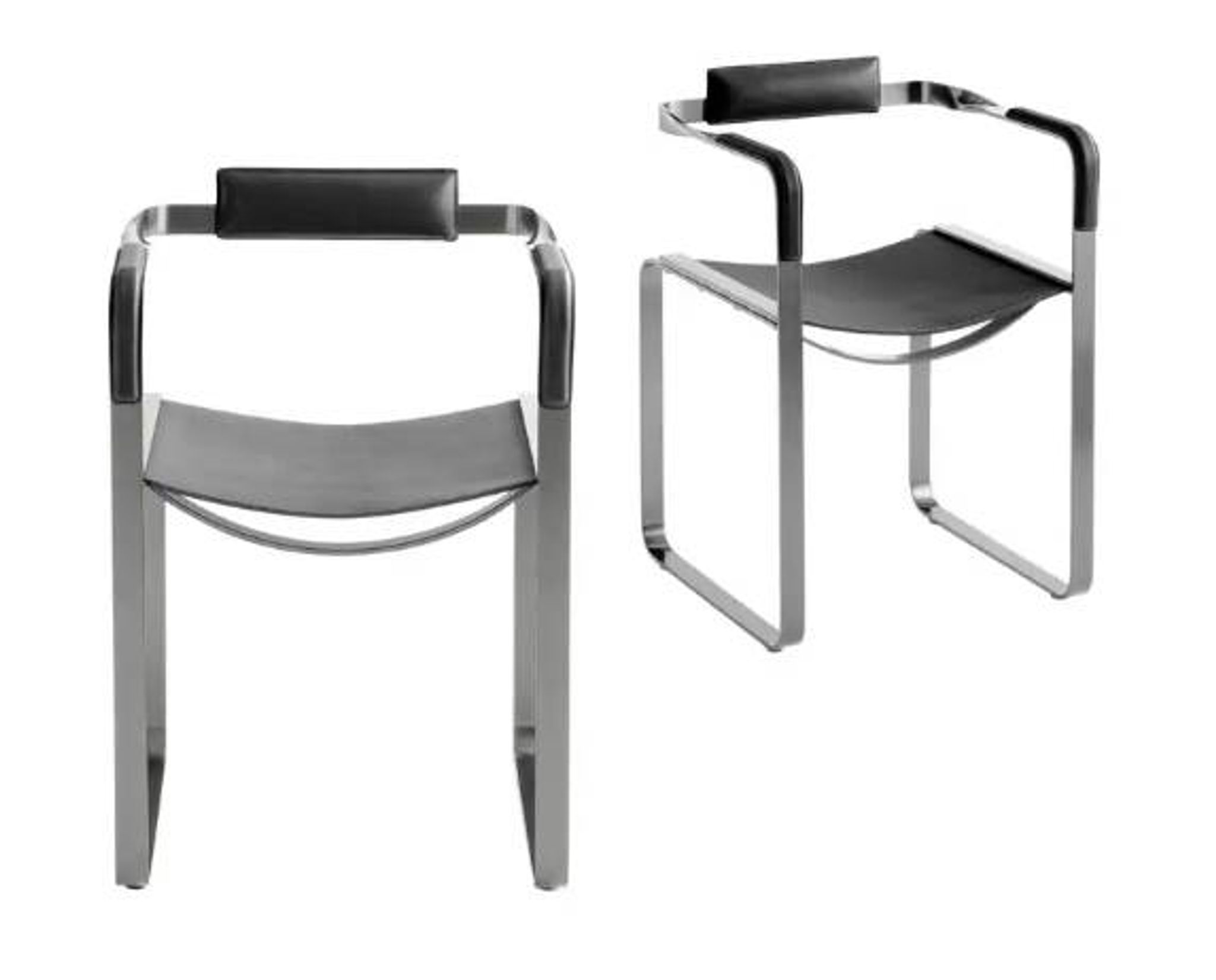 Wanderlust bar stools with black backrest and metal.