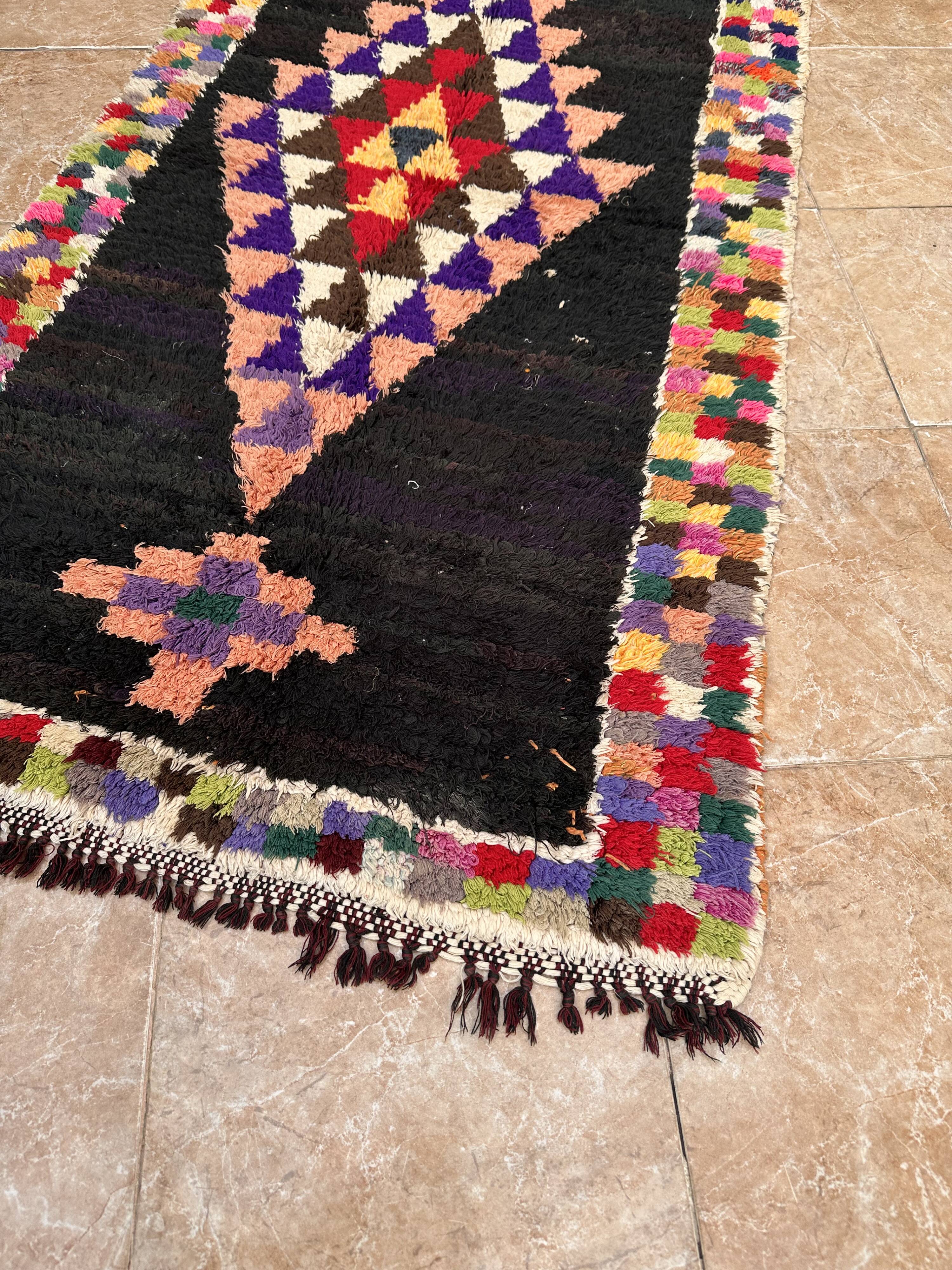Handmade Moroccan Berber rug: Small model in cream Beni Ouarain wool