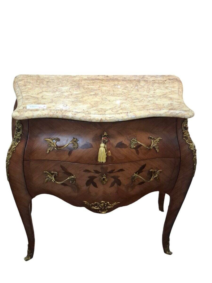 Commode De Style Louix XV En Marqueterie