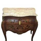 Commode De Style Louix XV En Marqueterie