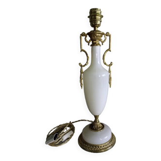 Amphora lamp base in bronze and opaline Empire style