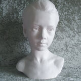 Bust girl with braid