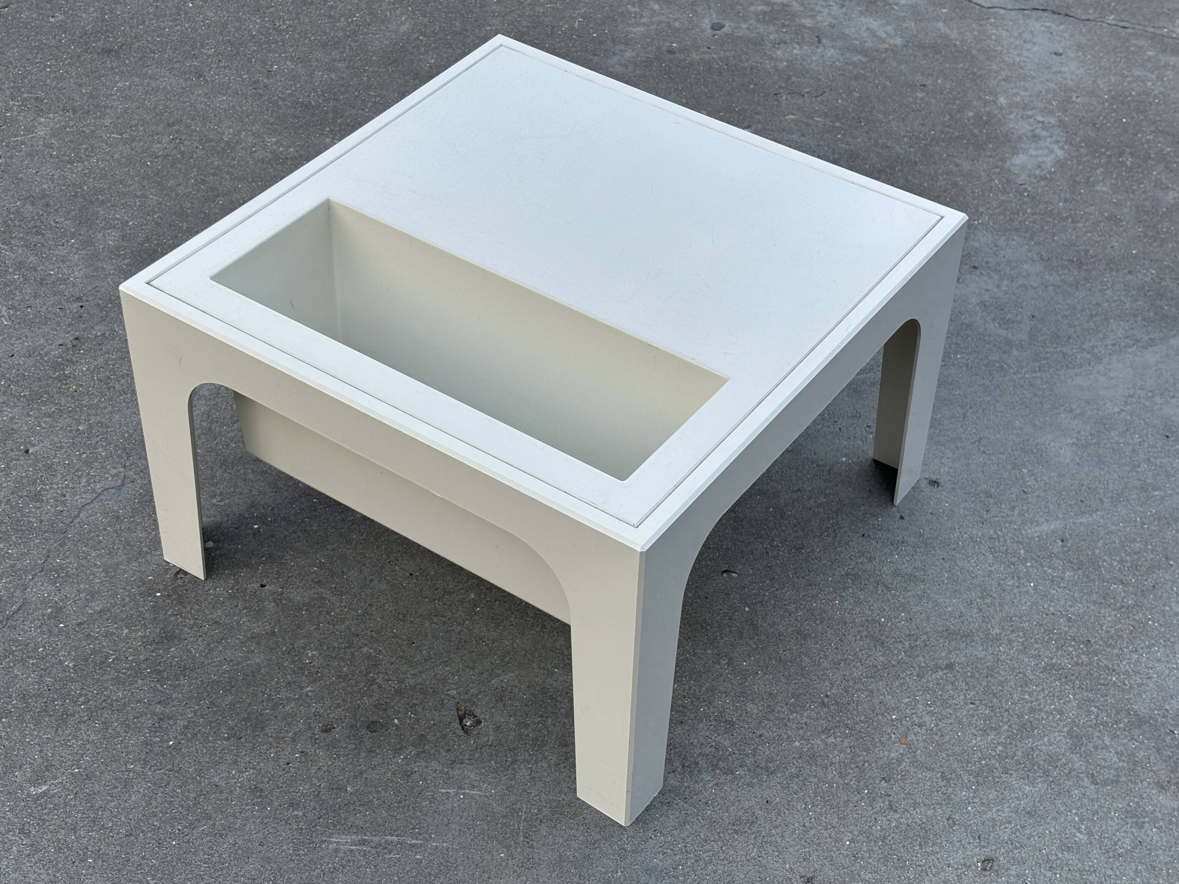 Vintage table with magazine holder, 70s space age