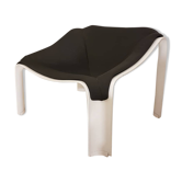 F300 designer Pierre Paulin chair