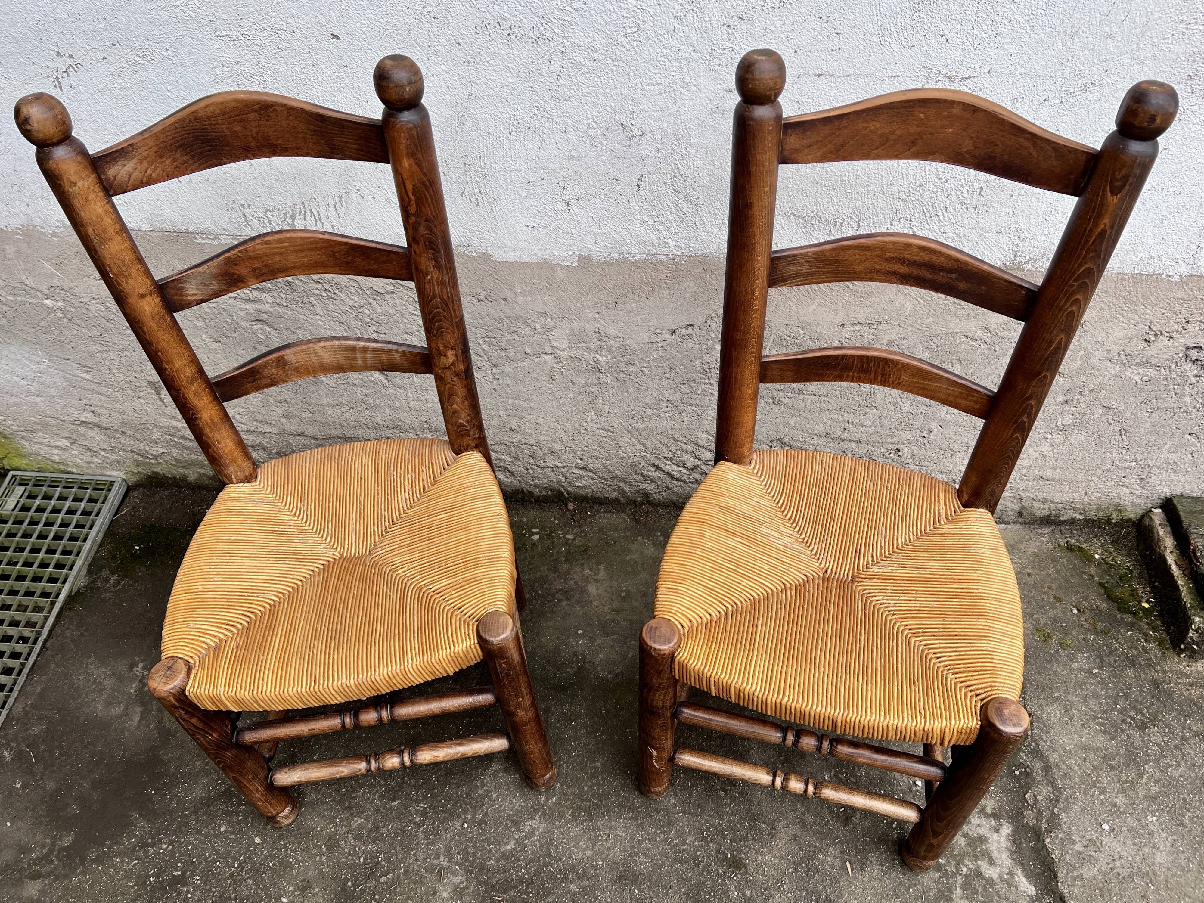 Pair of vintage Brutalist chairs made of wood and straw