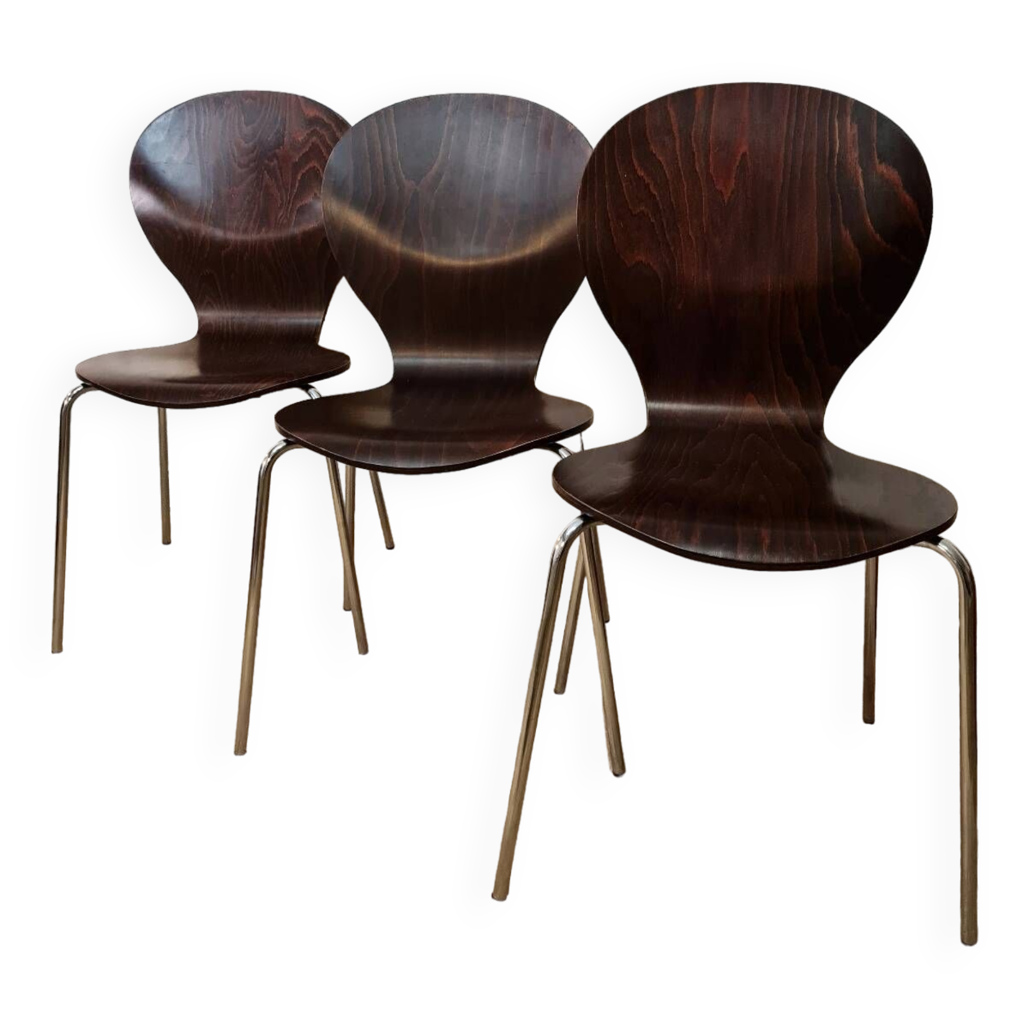 Set of stackable wooden chairs