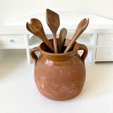 Terracotta pot