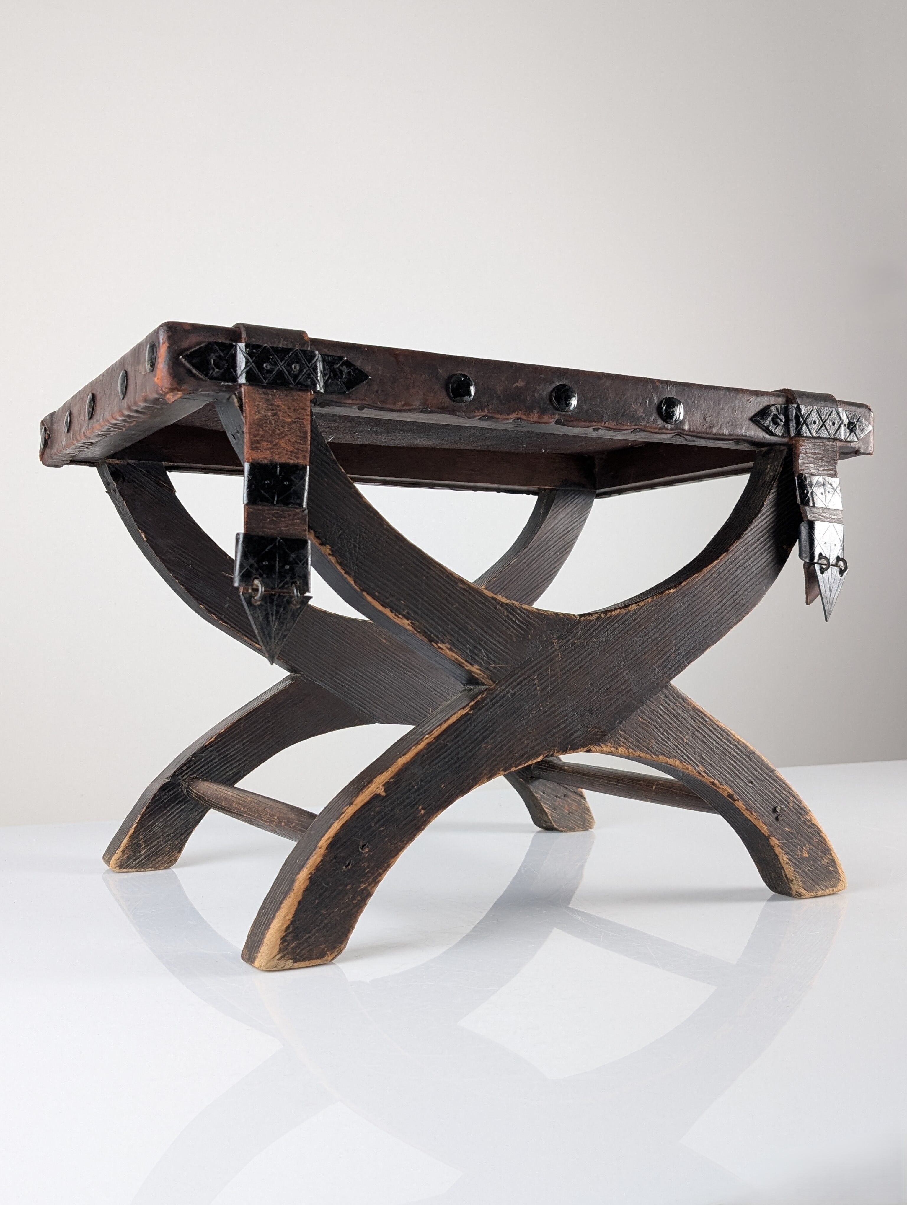 Colonial Curule Stool in Leather and Wrought Iron, Mexico, 1940s