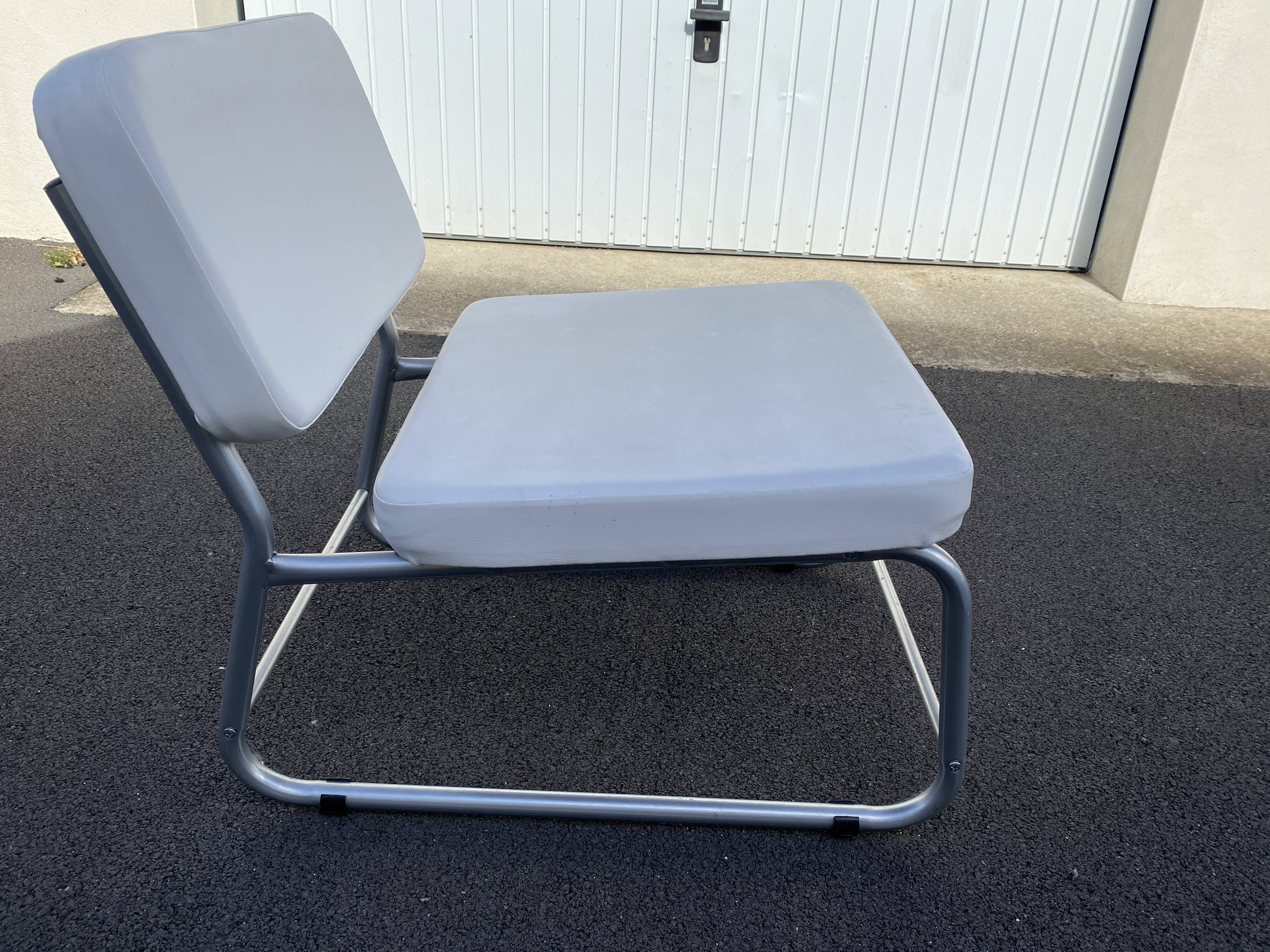 Vintage design chair