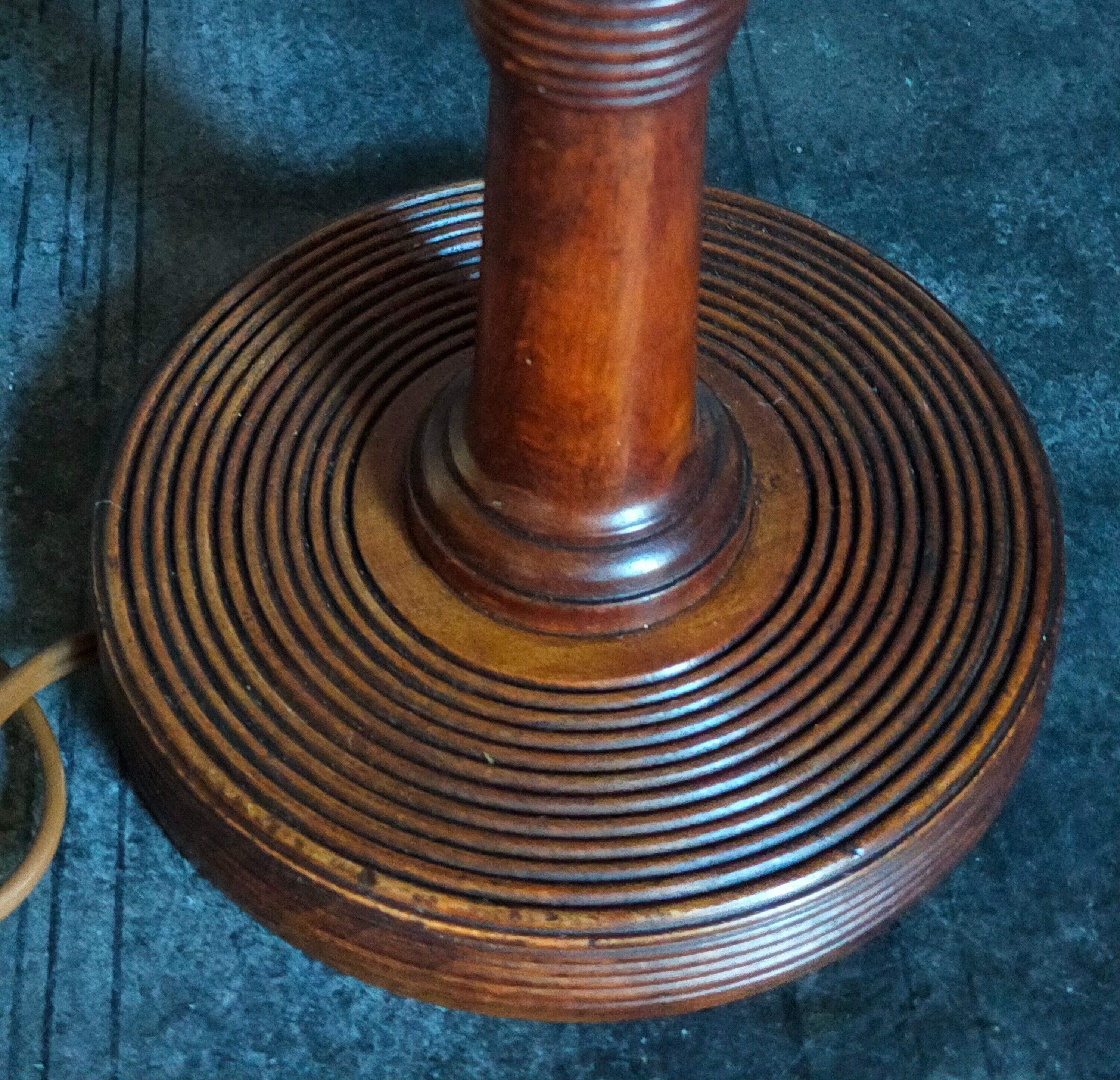 Art-deco lamp foot in solid wood turned 40s