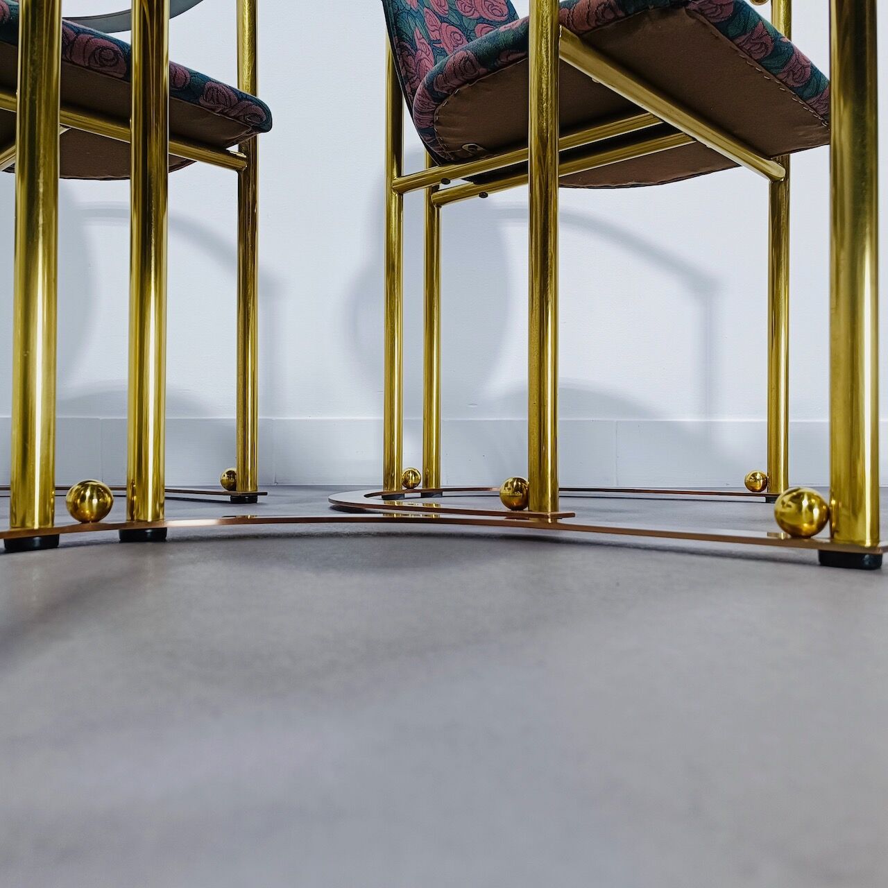 Ensemble de 6 fauteuils Belgo Chrome en laiton et cuivre