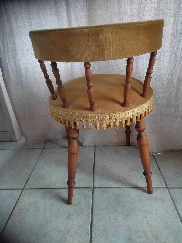 Toad armchair wood yellow ocher velvet fabric