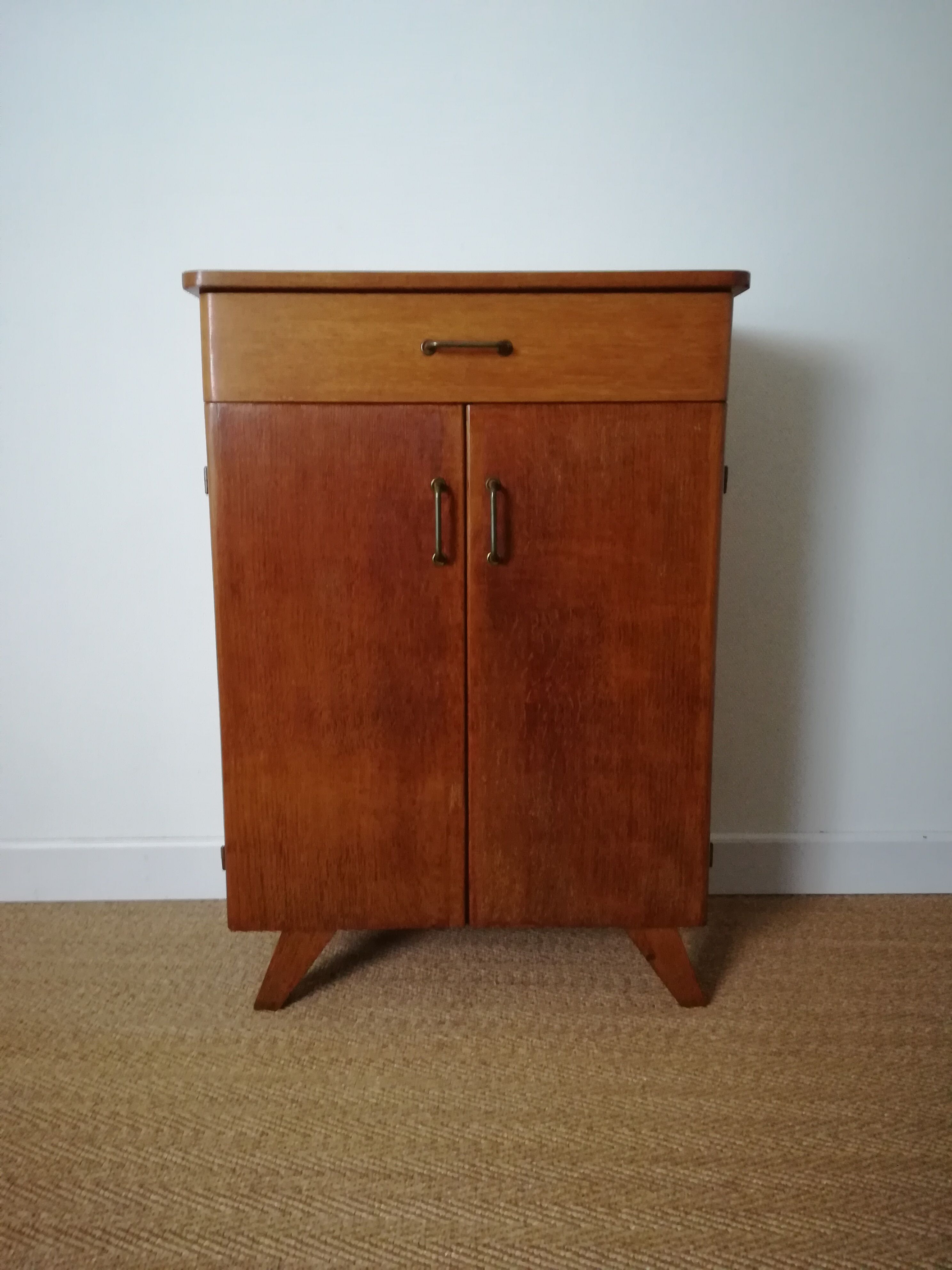 Buffet 1950