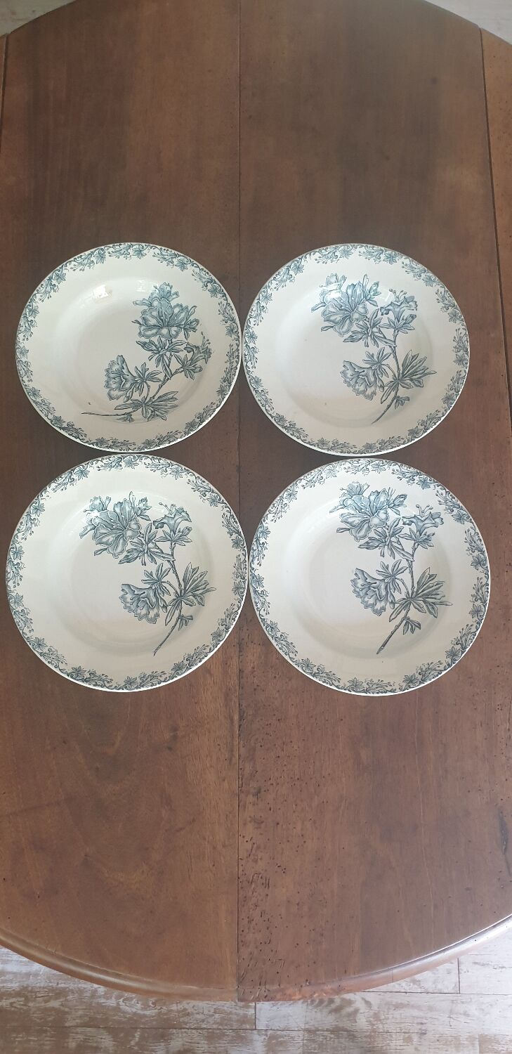 Four plates st Amand