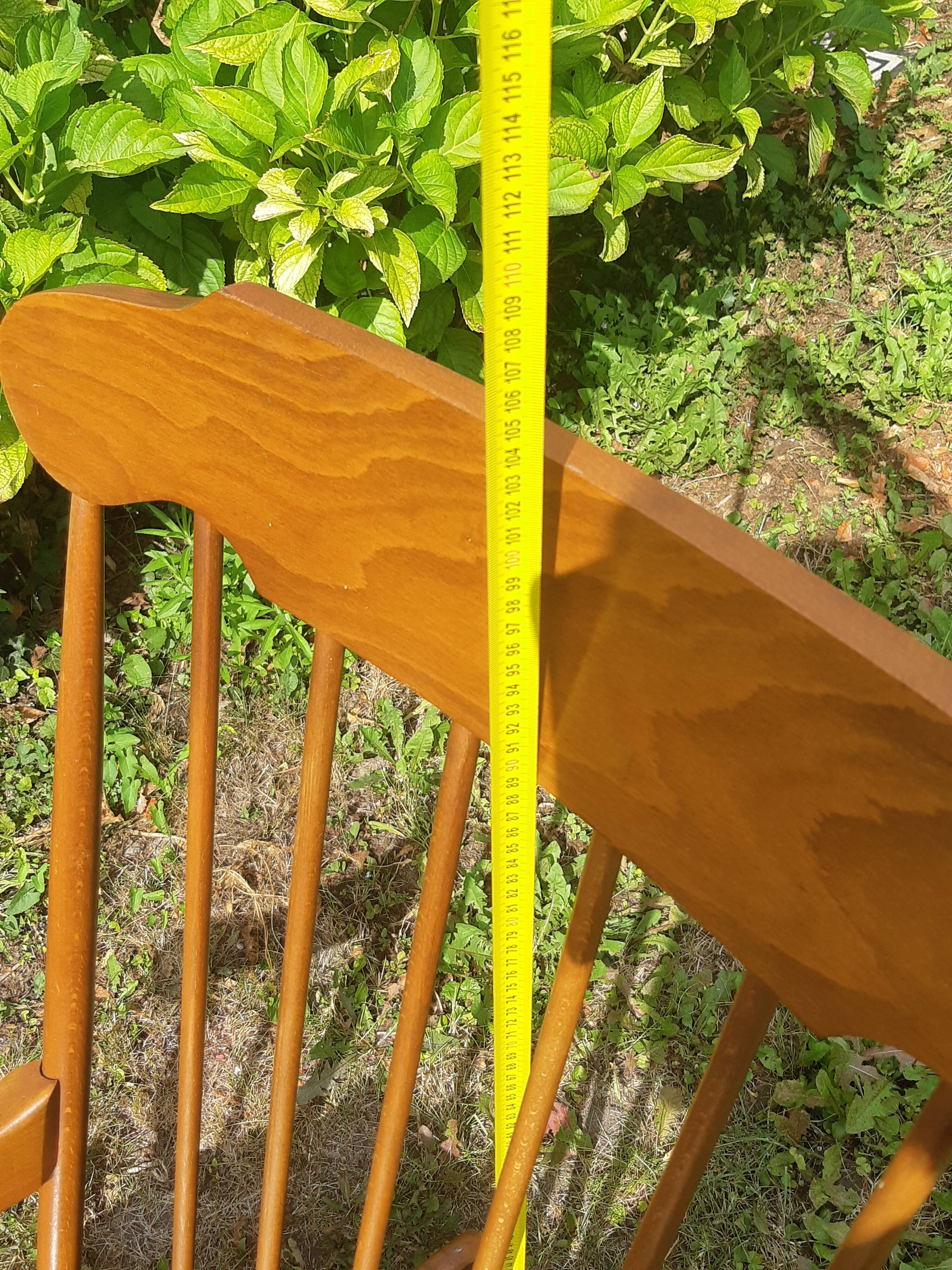 Vintage rocking chair