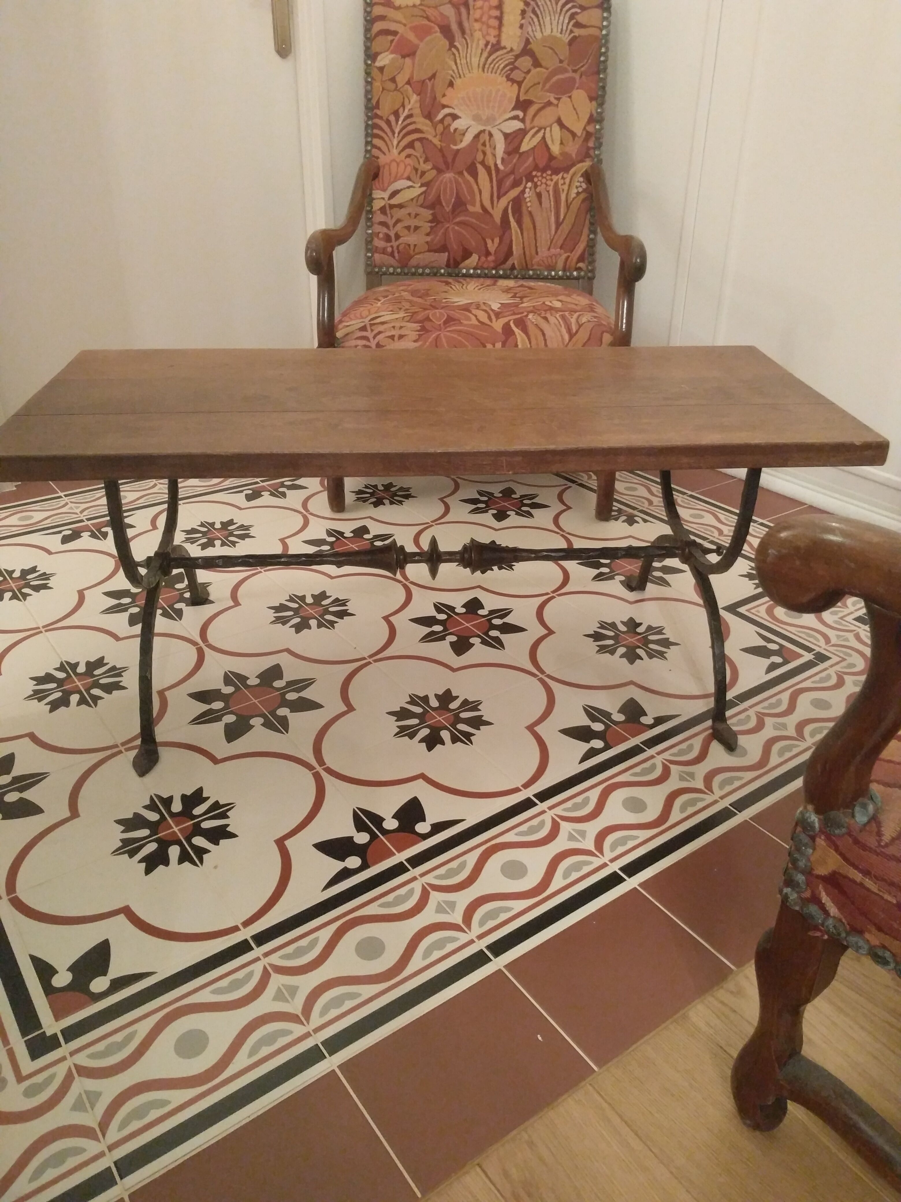 Coffee table, wooden top, wrought iron legs