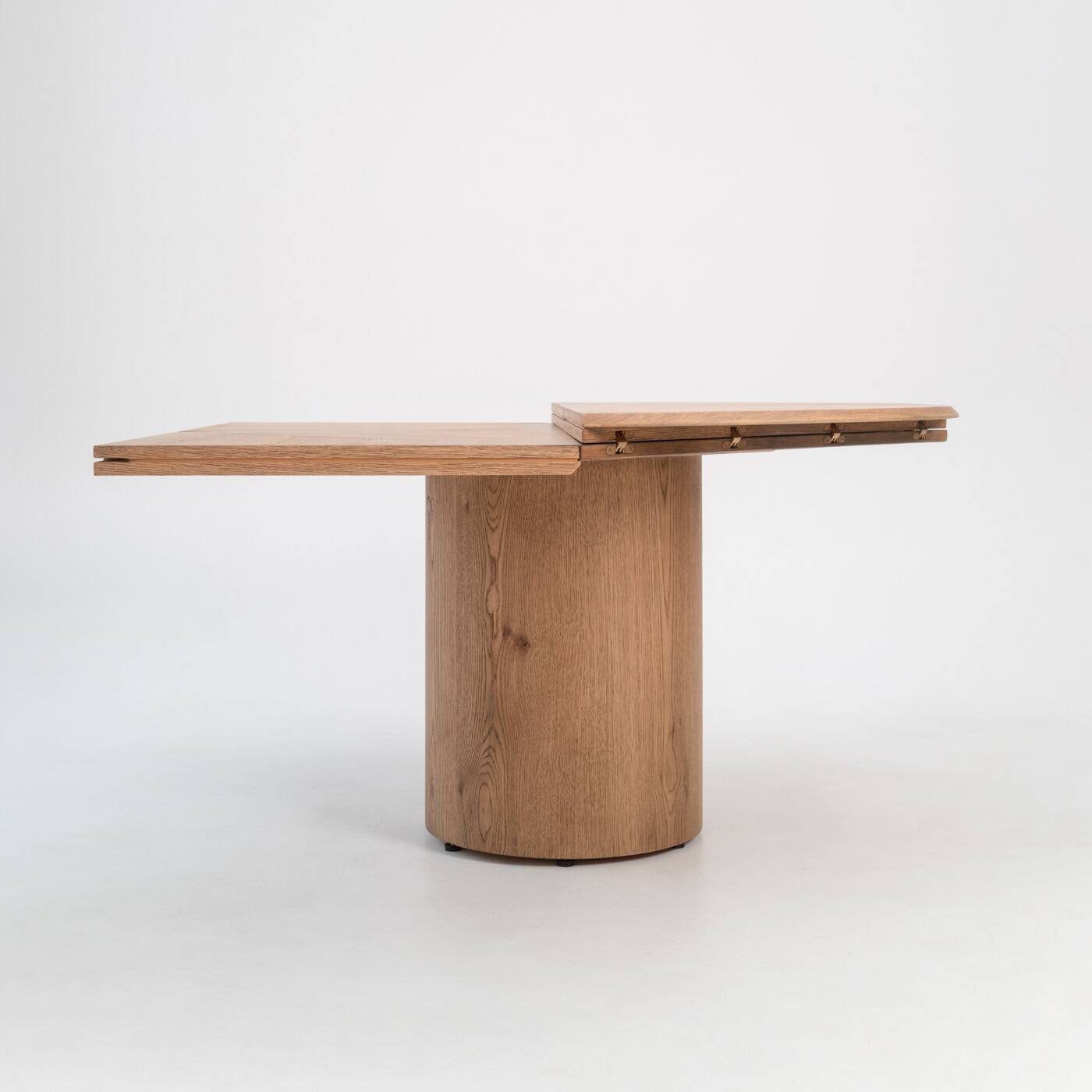 Natural Oak Round/Square Table