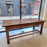 Farm table