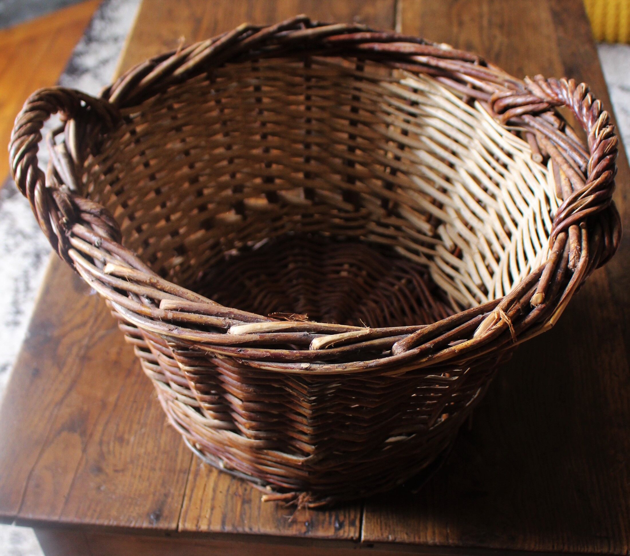 Round wicker basket two handles