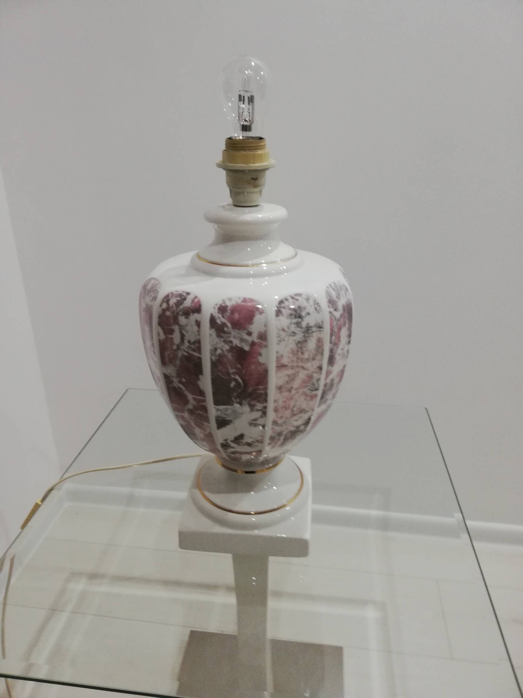 Table lamp in Italian ceramic from the mid-20th century.