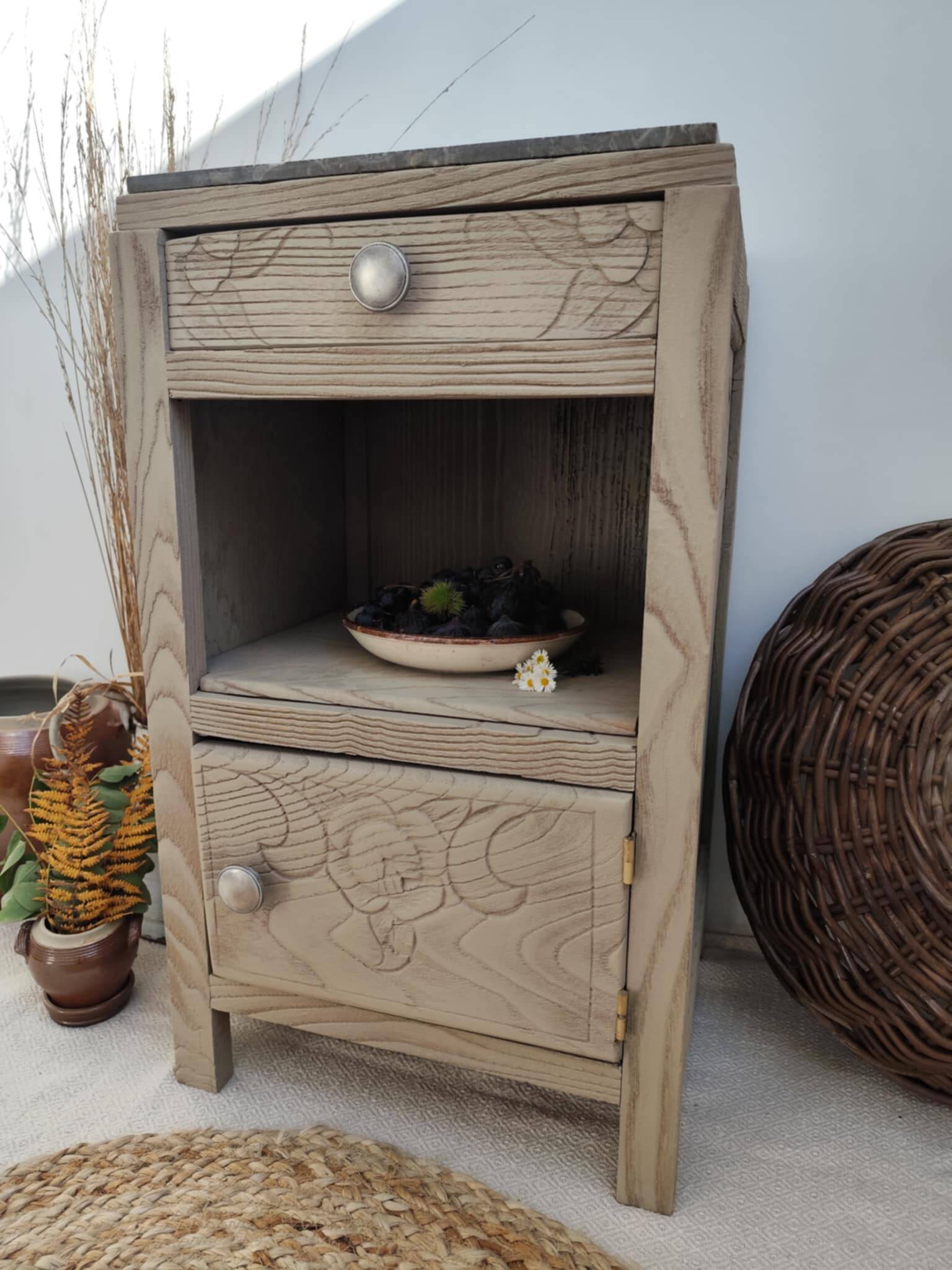 Bedside table