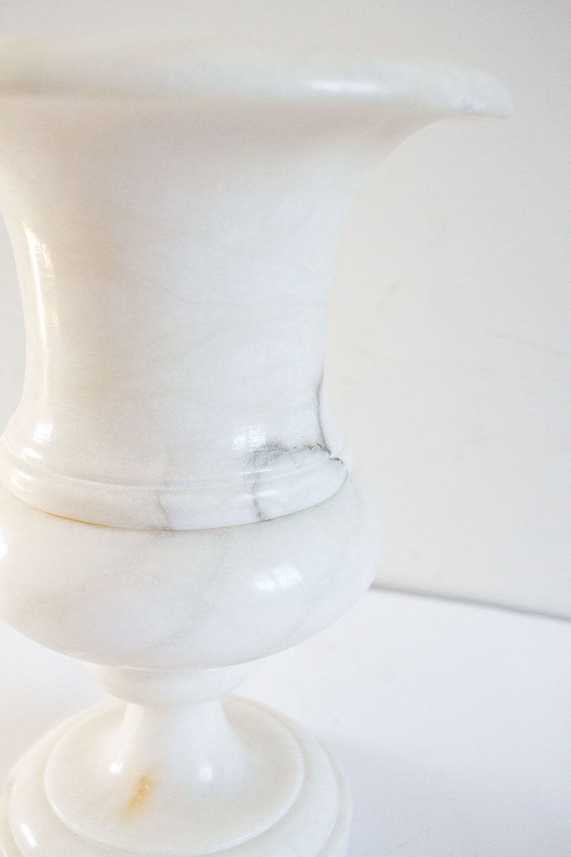 Alabaster lamp