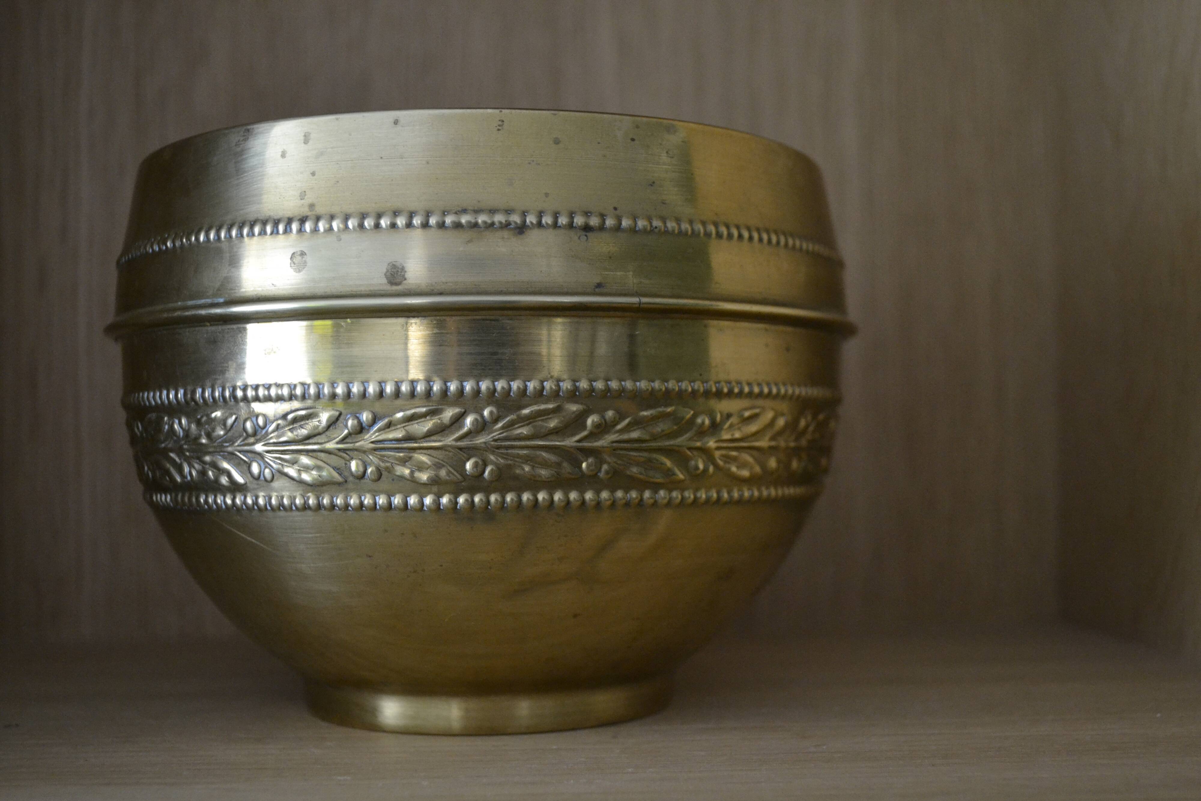 brass pot cover with frieze