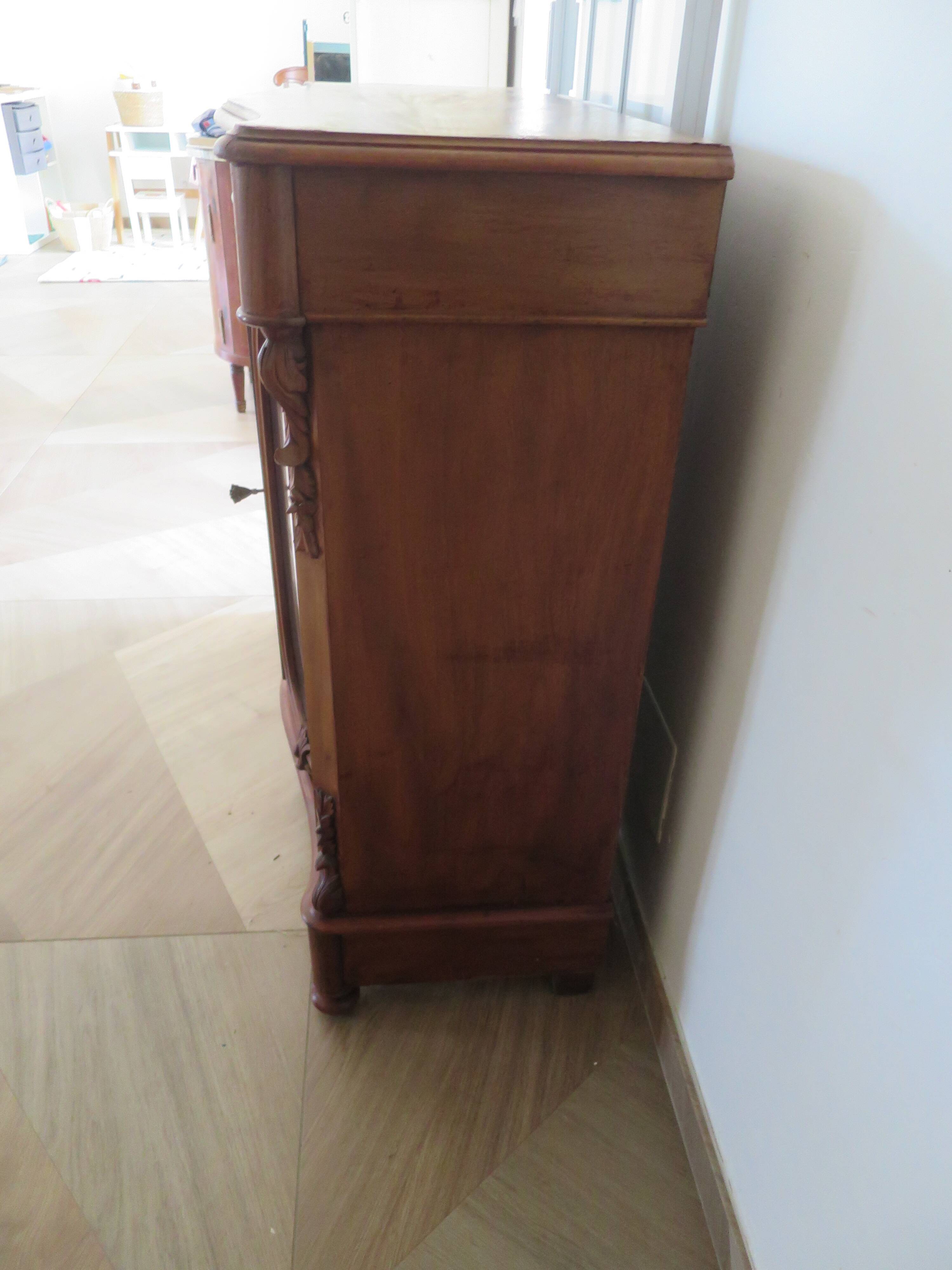 Curved showcase library carved wood 2 doors mahogany English style