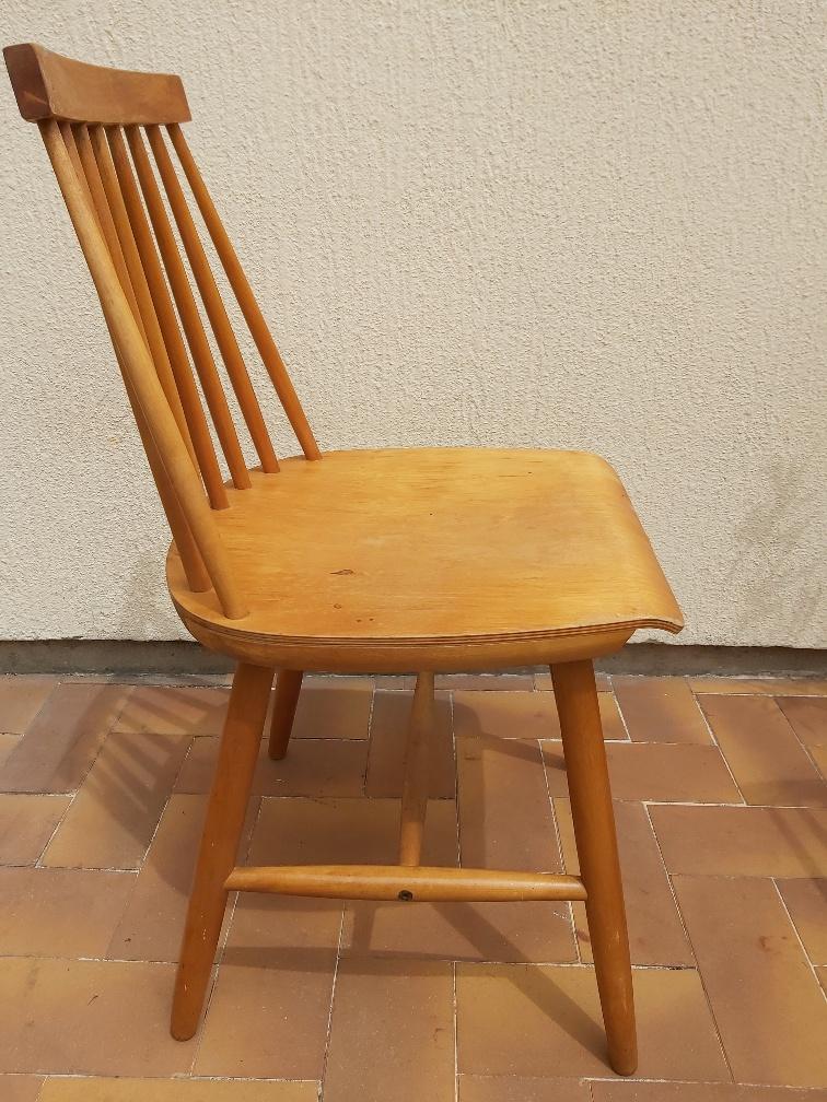 4 Scandinavian chairs like "Stockholm"