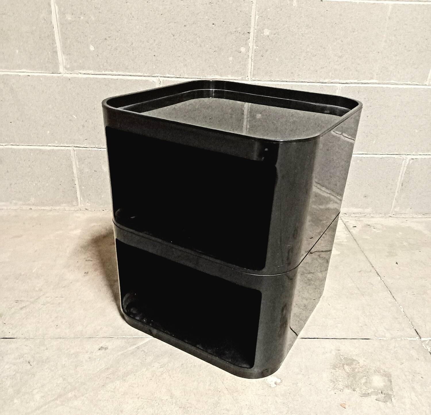 Commode black plastic by Kartell