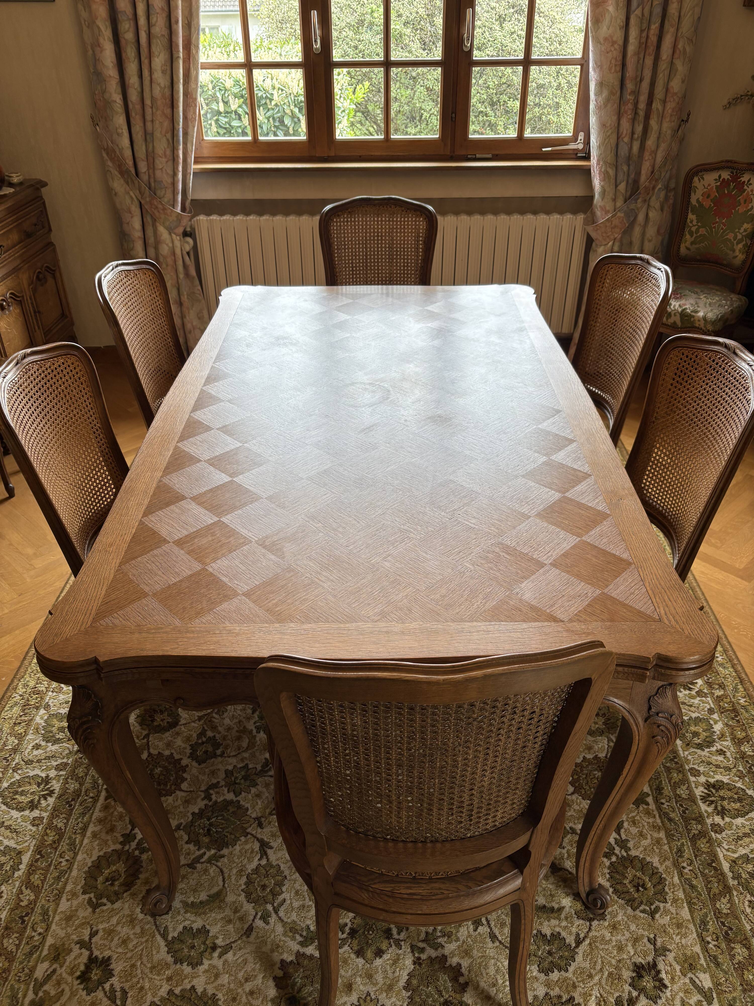 Dining table with extension
