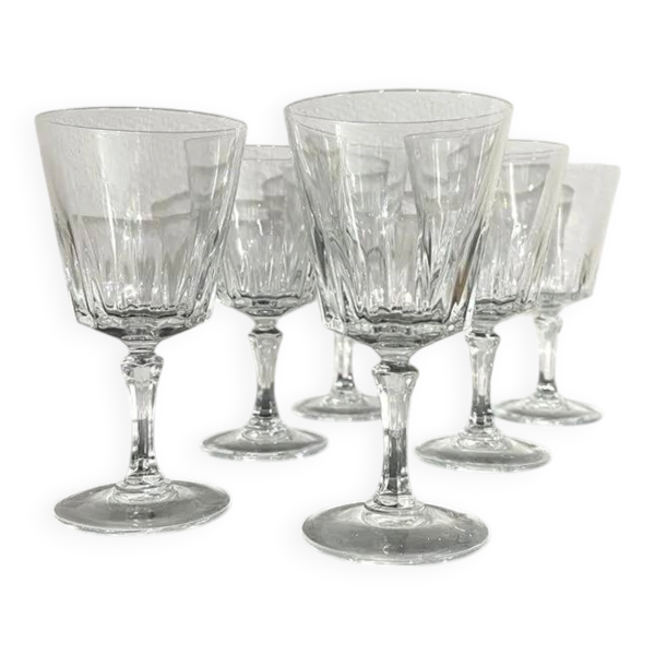 Verres à vin en cristal modèle Versailles