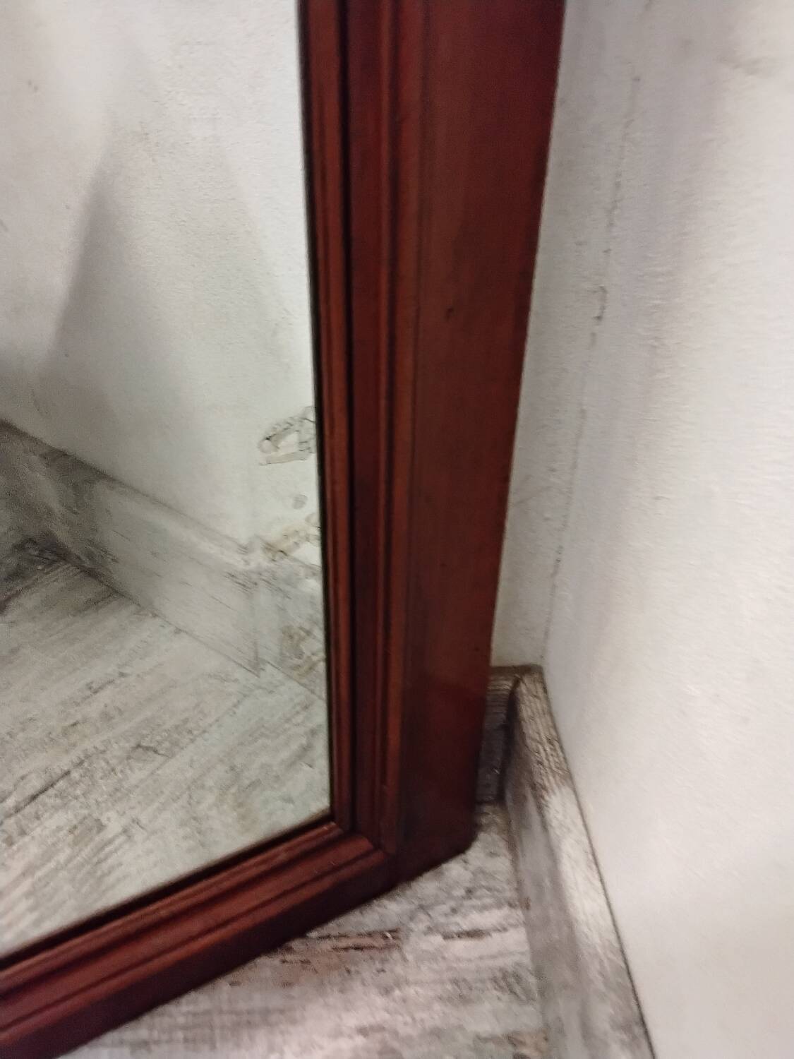 Large mirror/wardrobe door