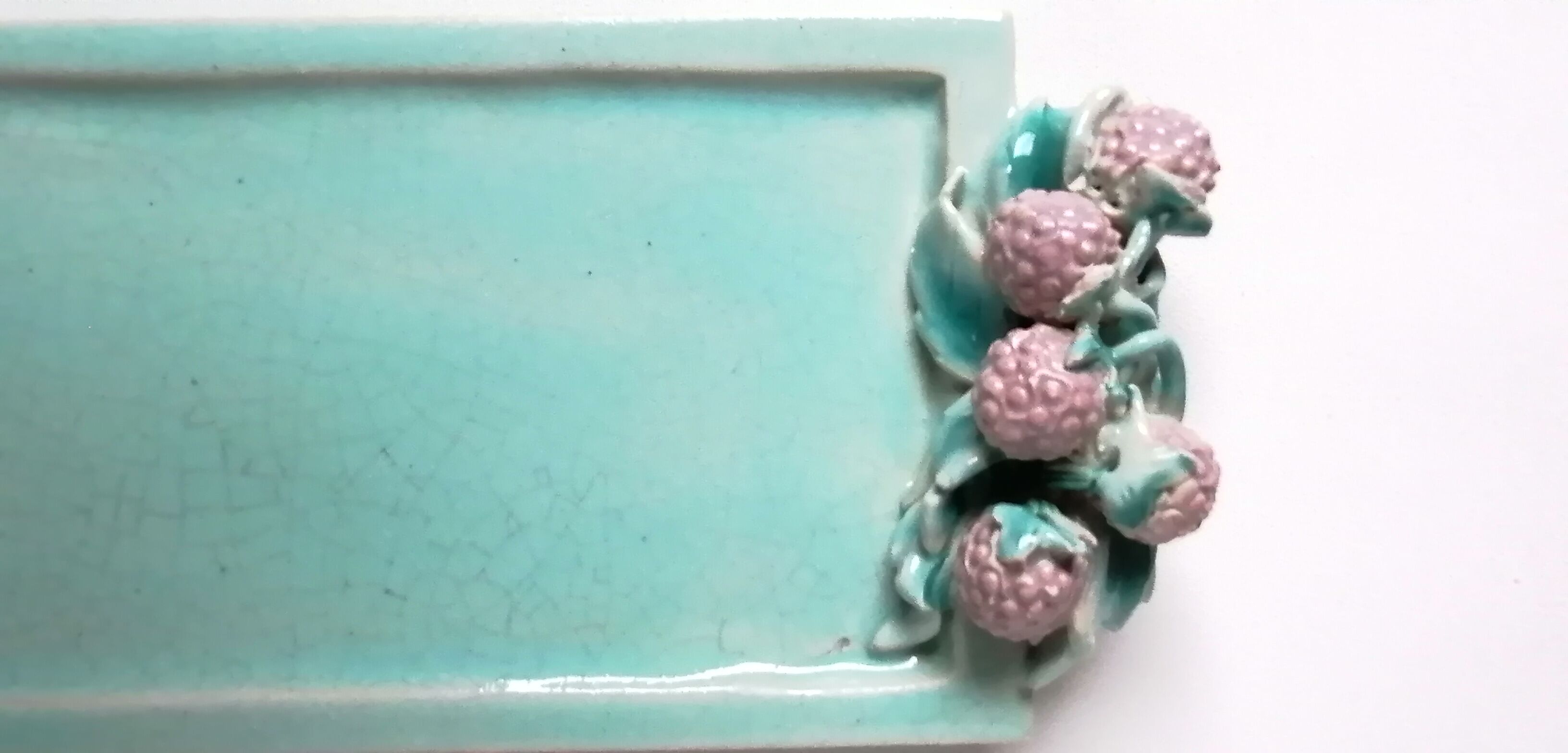 Keramos Sèvres slurry cake dish