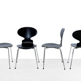 Set of 4 black Arne Jacobsen Ant chairs for Fritz Hansen, 1980, Denmark