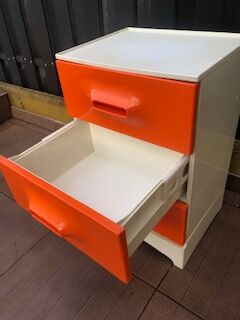 Vintage dresser 1970