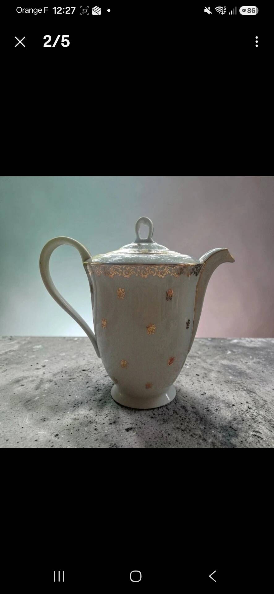 Teapot and sugar bowl in gilded Limoges porcelain by Chastagner & Cie.