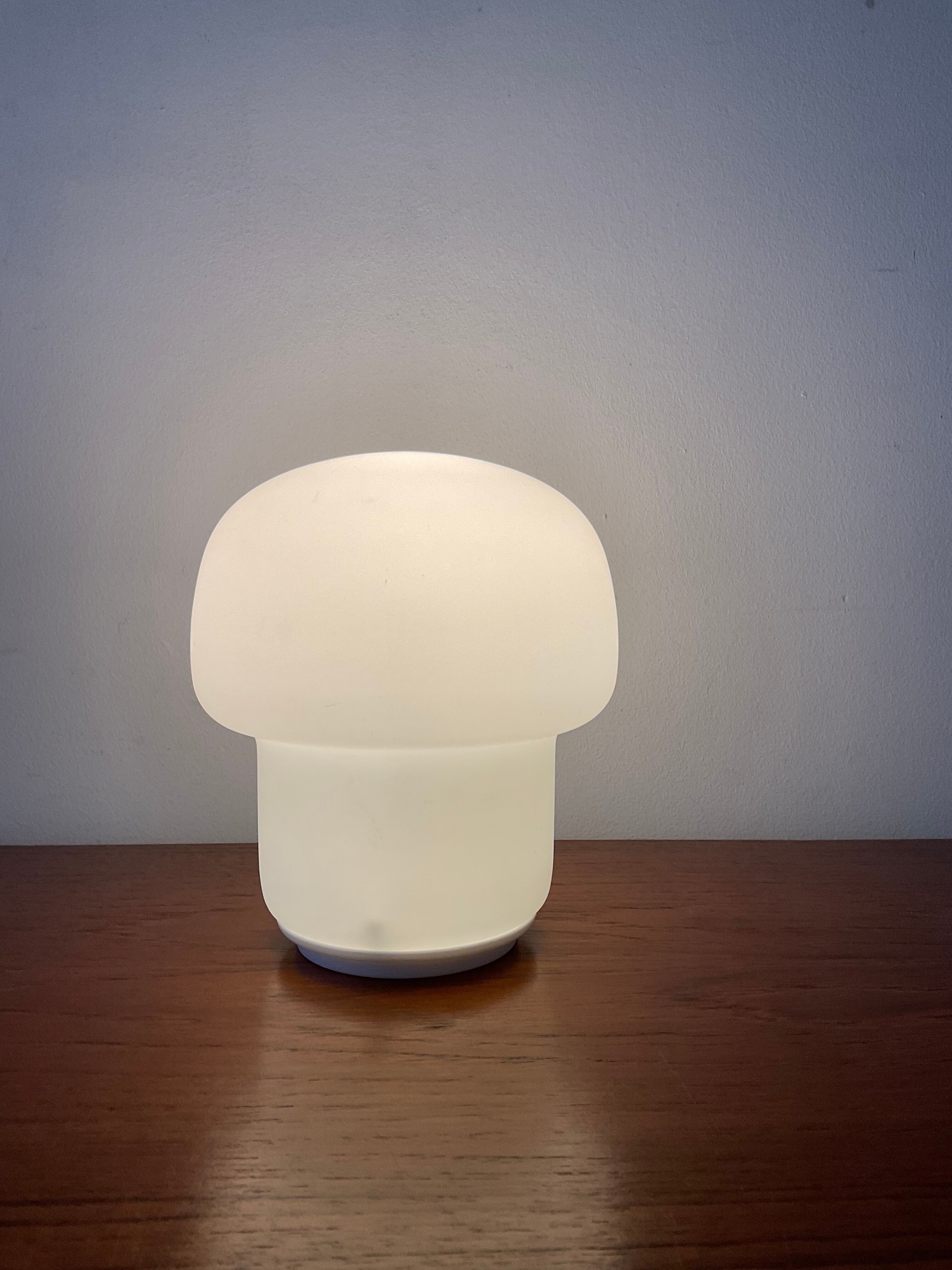 Opaline mushroom lamp