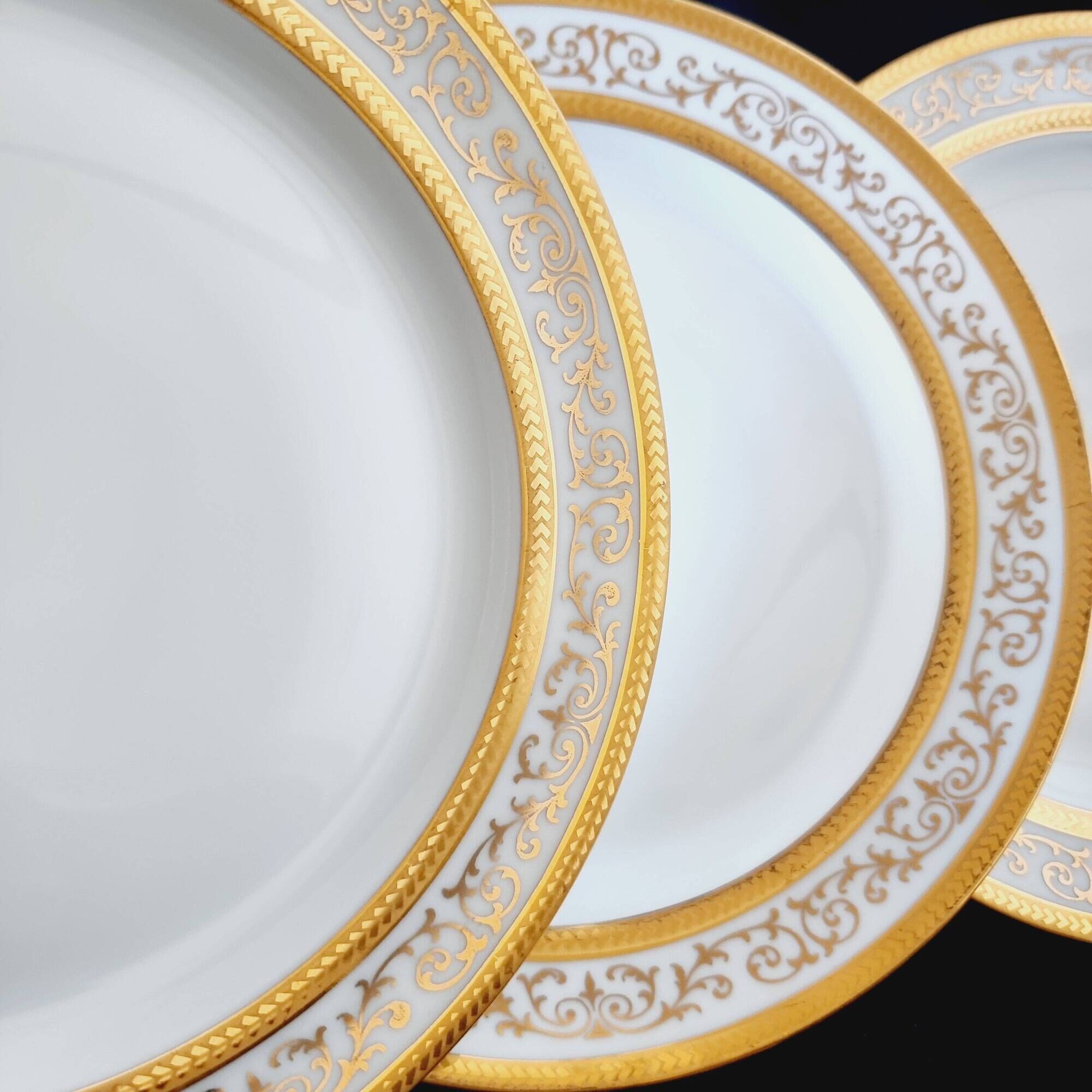Set of 6 Limoges porcelain soup plates, decorated with gold 24