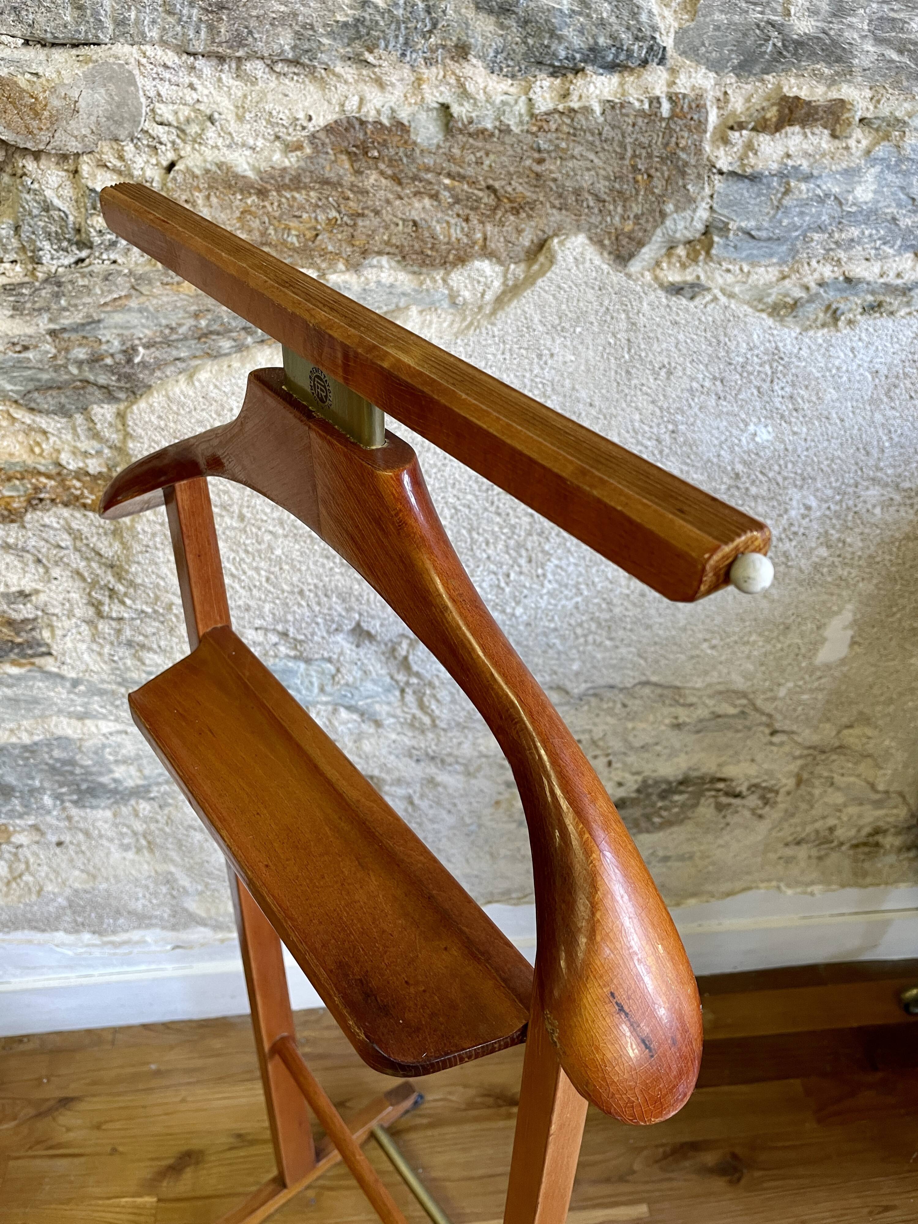 Valet de chambre for Fratelli Reguitti