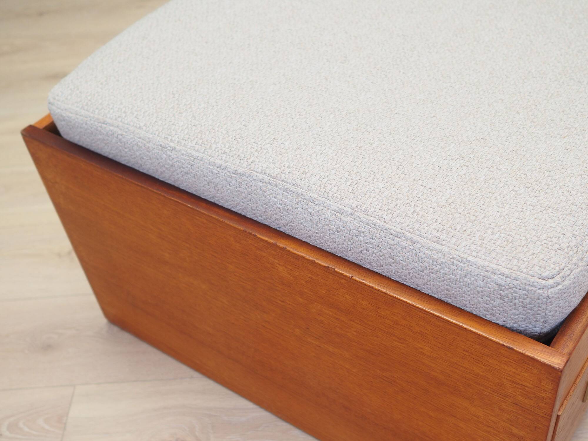 Teak daybed, Danish design, 1970s, production: Denmark